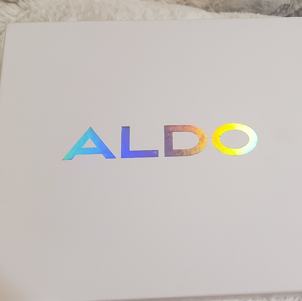 ALDO Shimmering Metallic Clutch in Rose Gold New In The Box With Shoulder Strap. - Picture 2 of 6